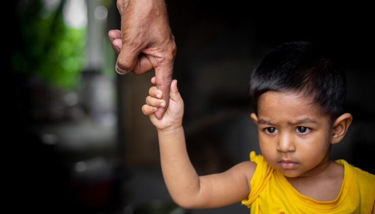 portrait boy with arms raised 1048944 11142198